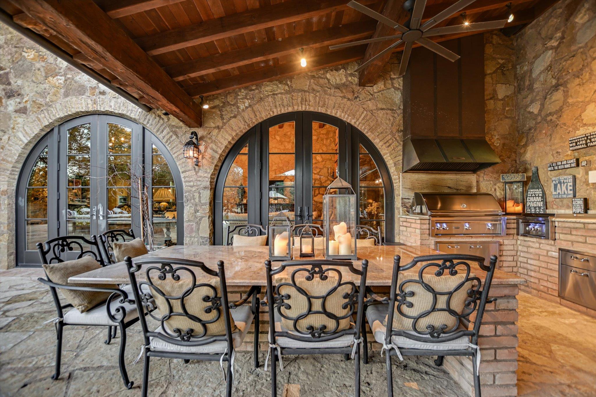 271 La Serena Loop, Horseshoe Bay, TX 78657