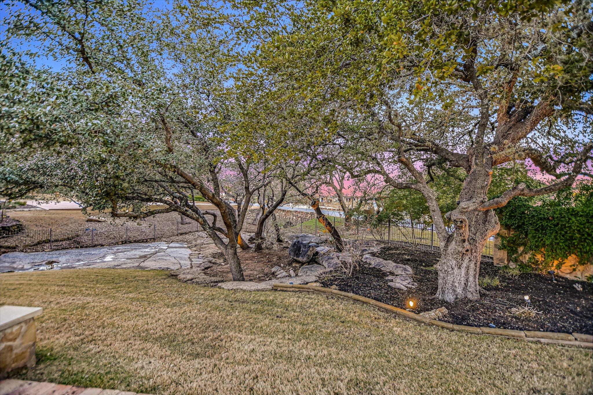 271 La Serena Loop, Horseshoe Bay, TX 78657