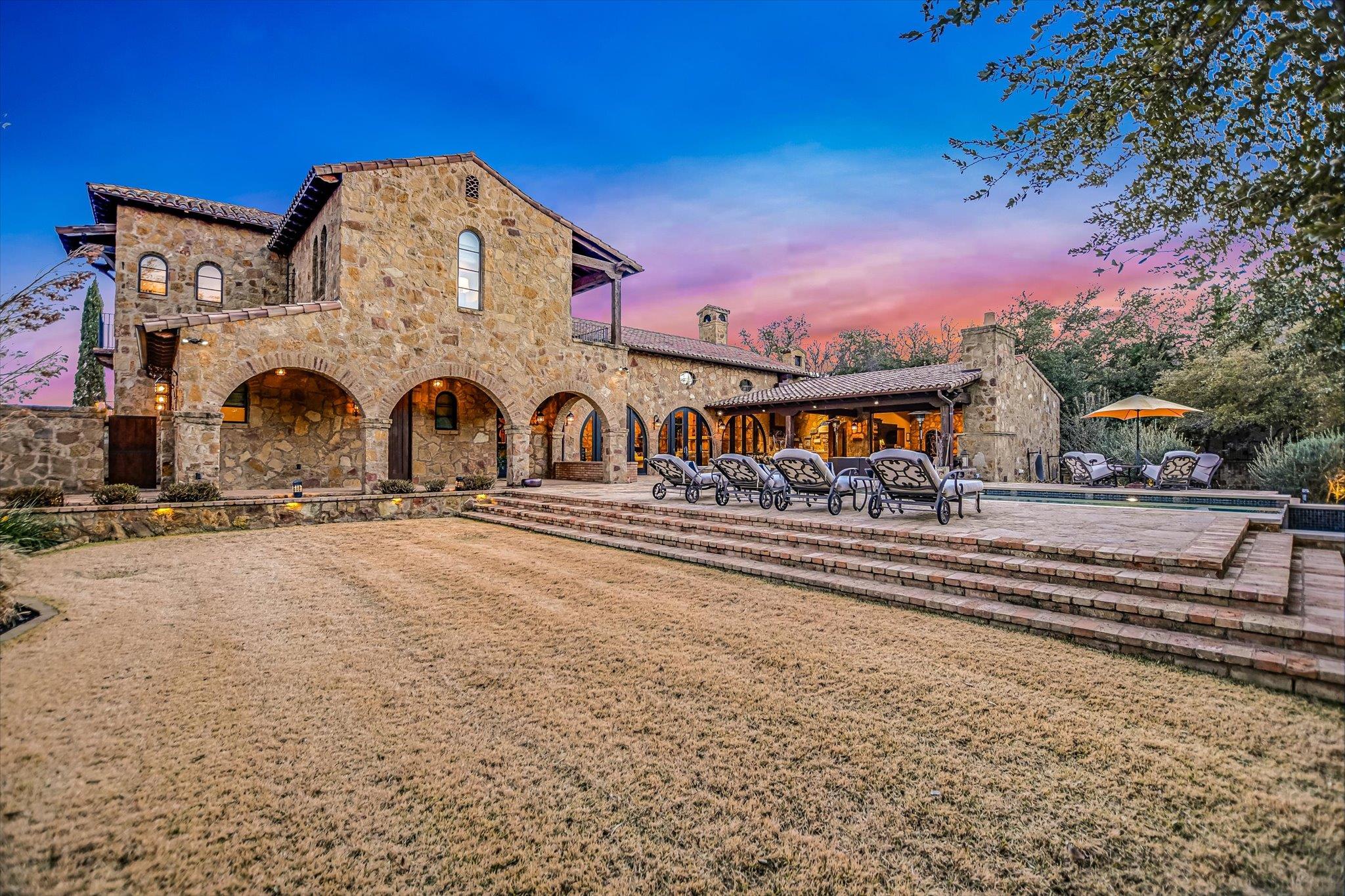 271 La Serena Loop, Horseshoe Bay, TX 78657