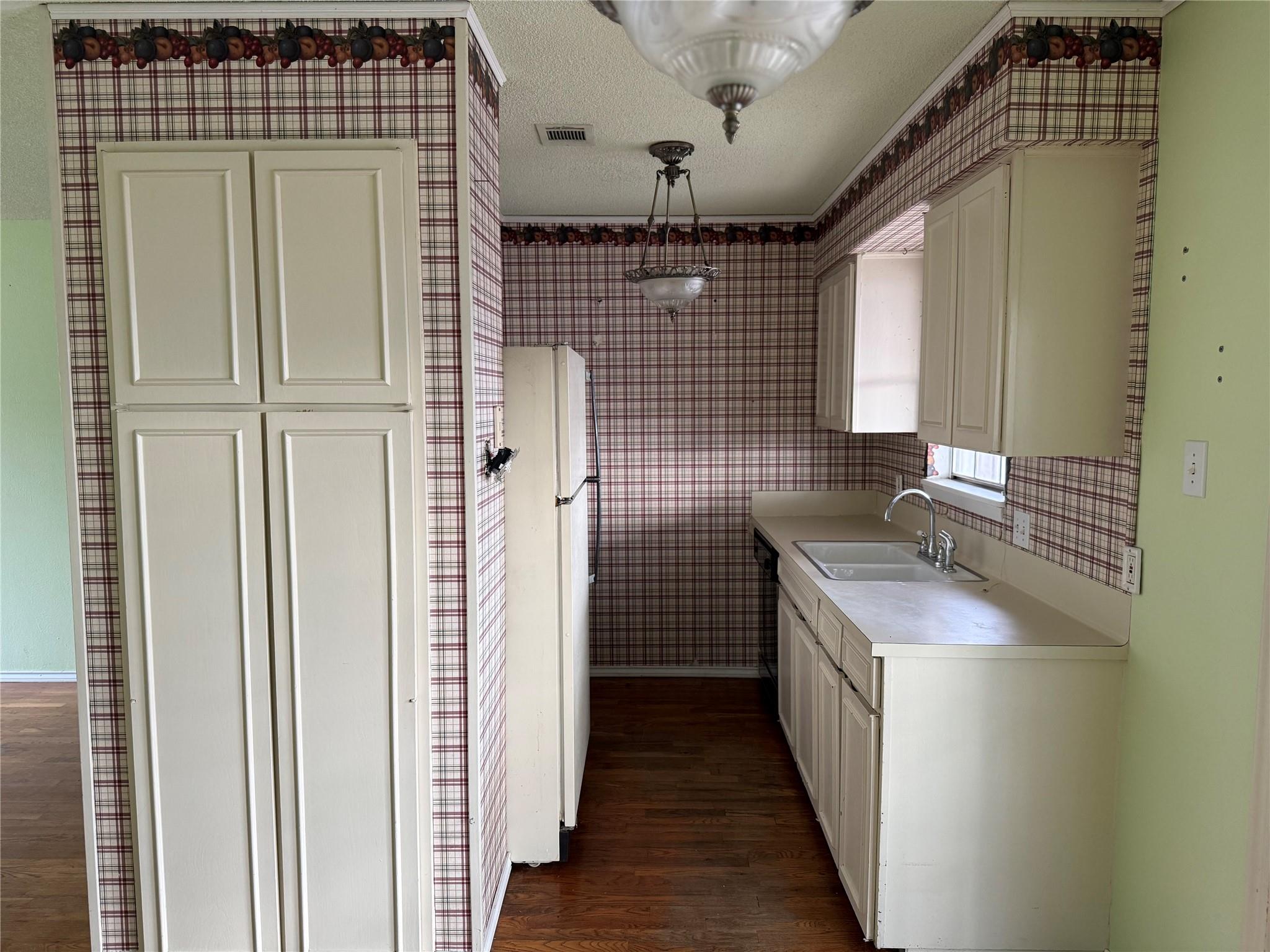 3902 Peterson Ave # 202, Austin, TX 78756