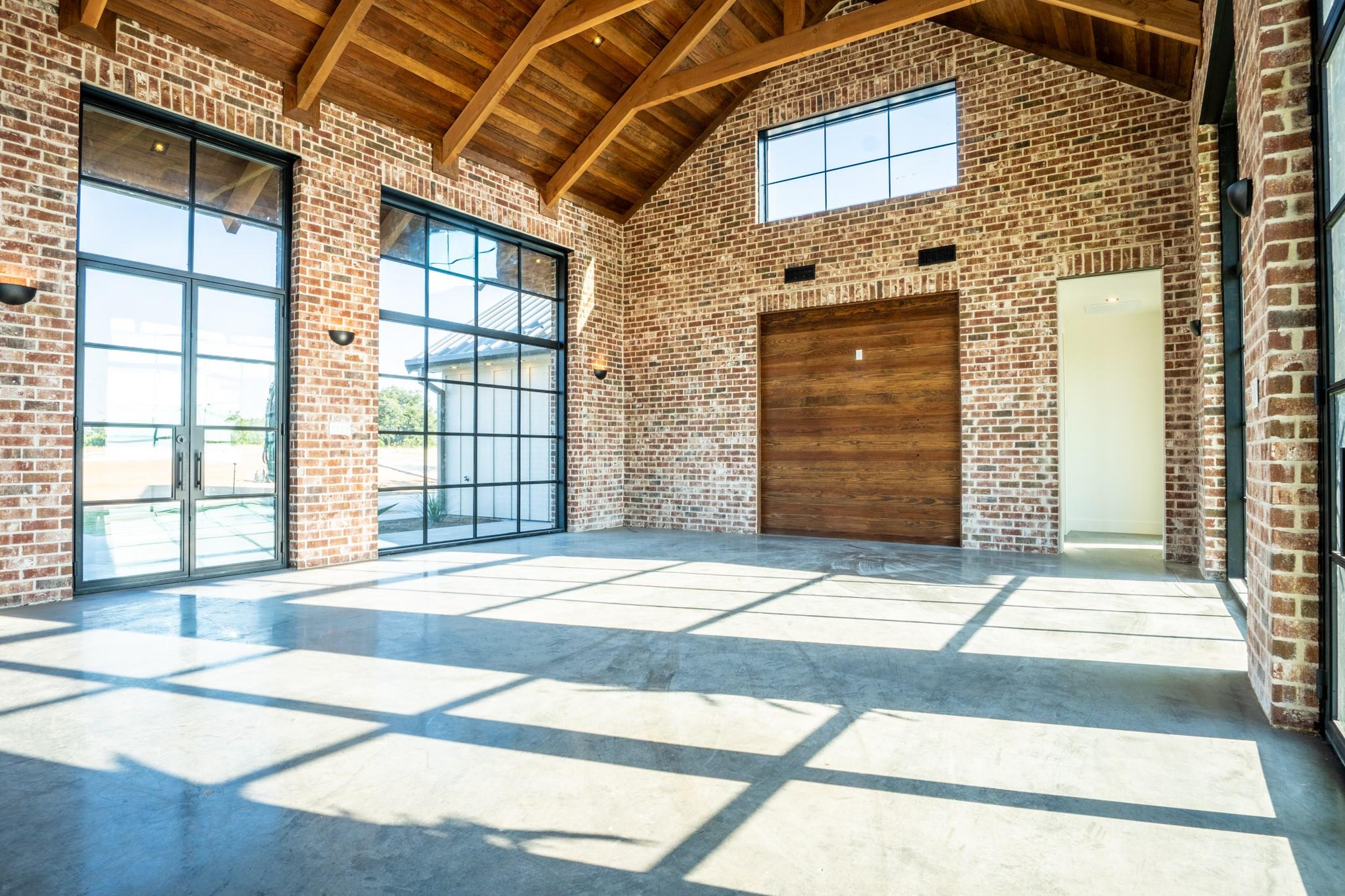 128 Private Road 142, Lampasas, TX 76550