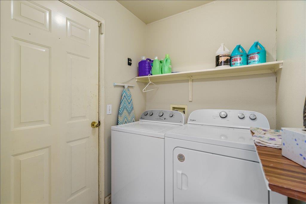 319 Clarks Way, Hutto, TX 78634