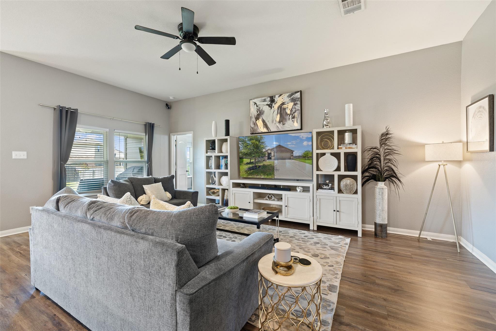 13701 Charles W Fairbanks Cv, Manor, TX 78653