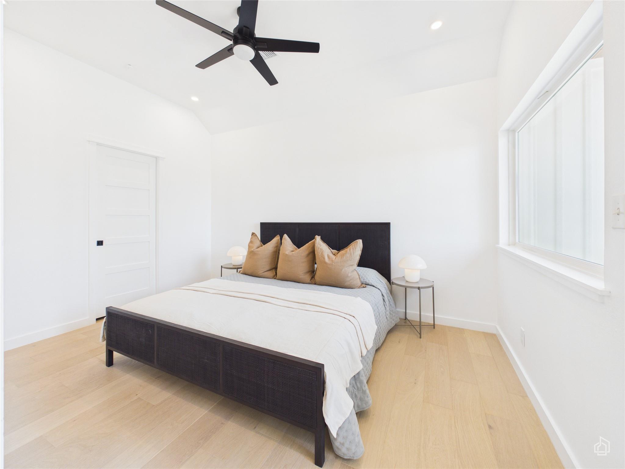 5912 Harold Ct # 105, Austin, TX 78721