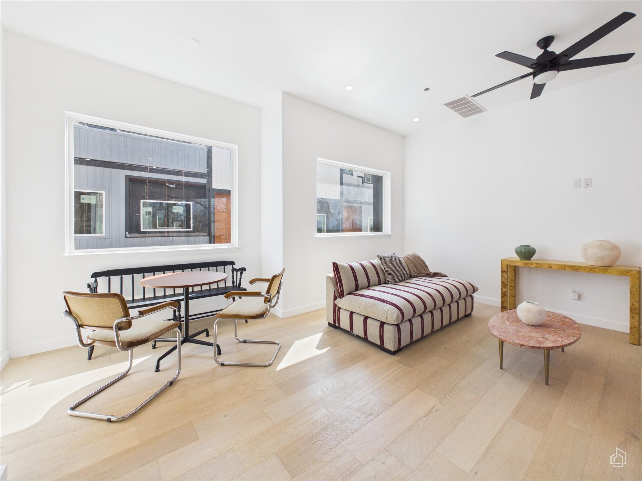 5912 Harold Ct # 105, Austin, TX 78721