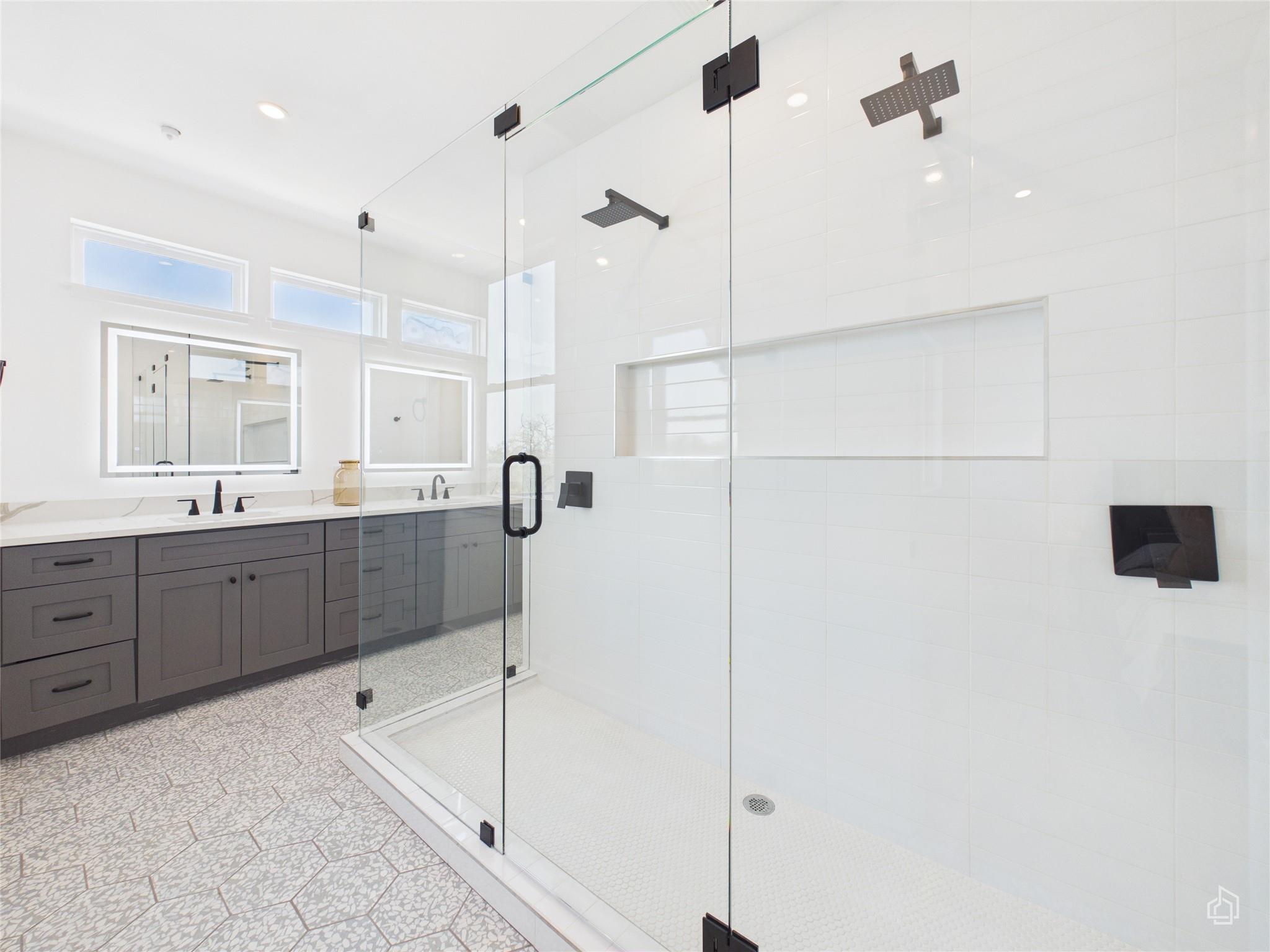 5912 Harold Ct # 105, Austin, TX 78721