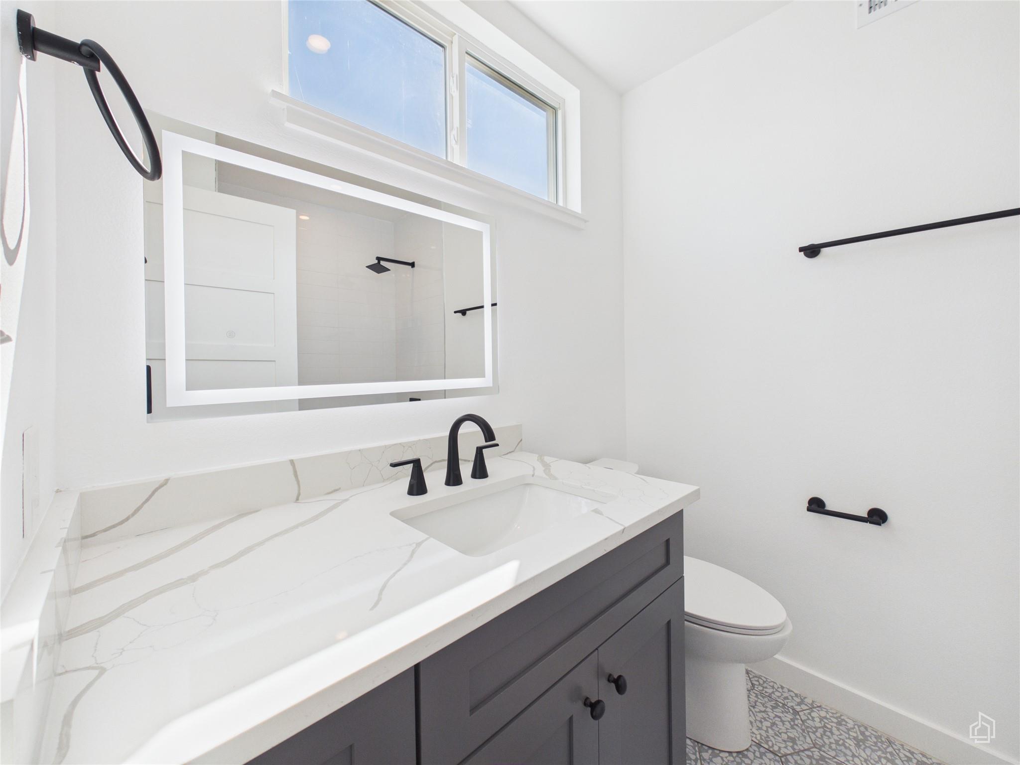 5912 Harold Ct # 105, Austin, TX 78721