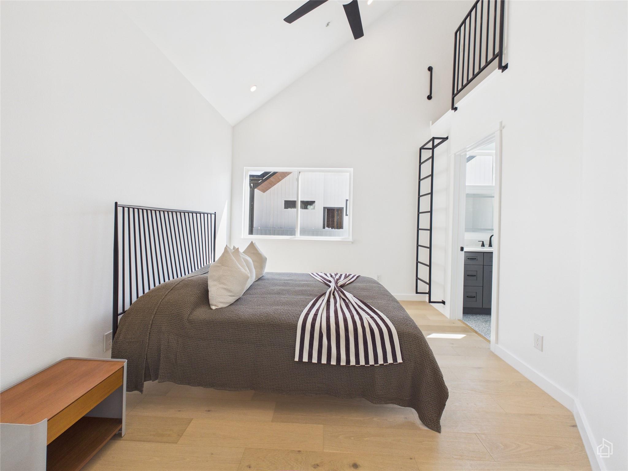 5912 Harold Ct # 105, Austin, TX 78721