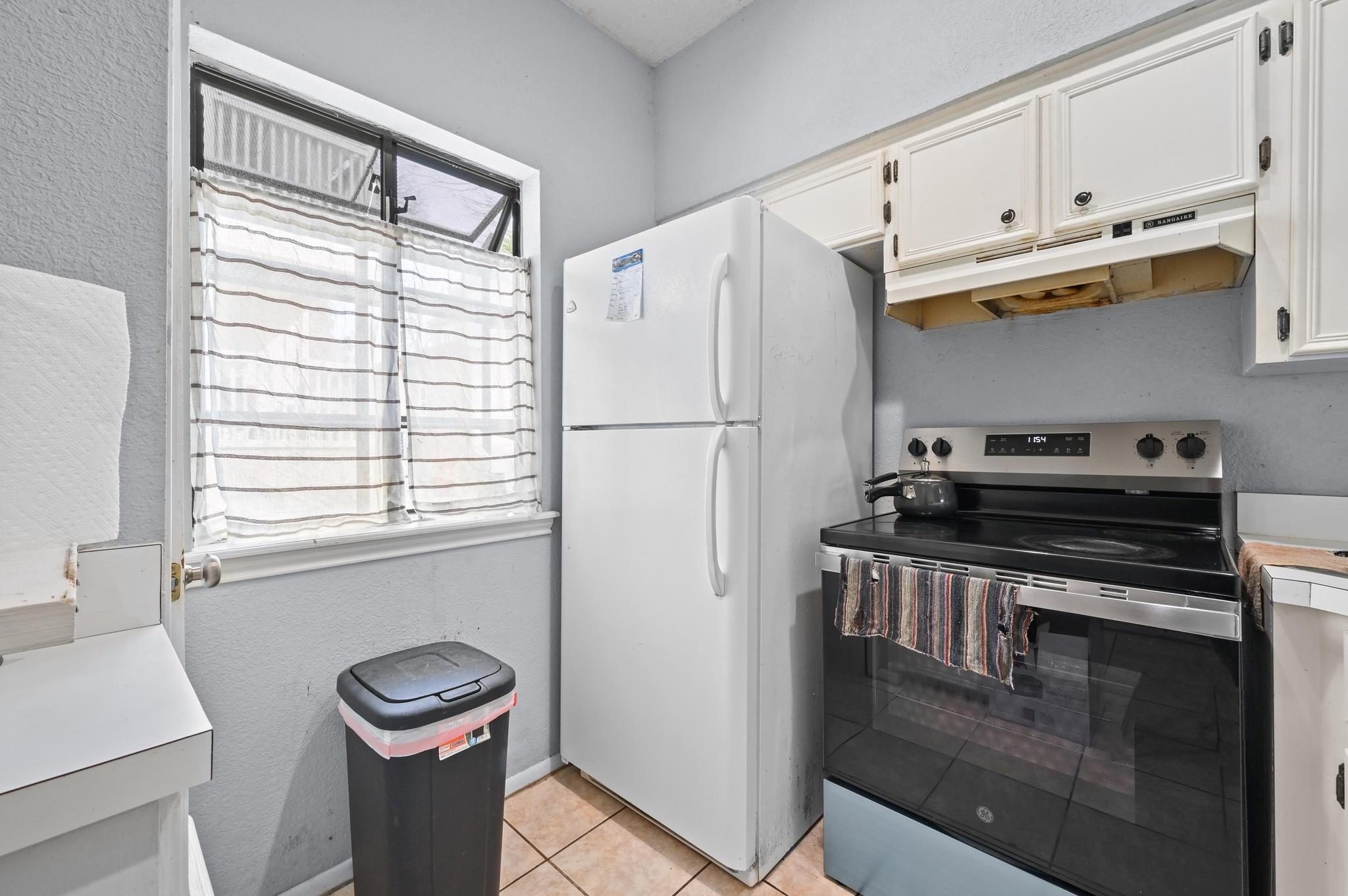 1013 Chestnut St # B1, San Marcos, TX 78666