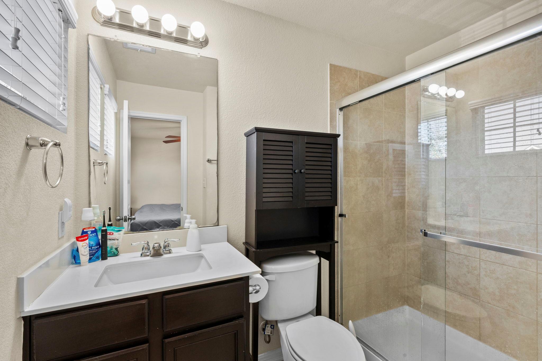 135 Wainscot Oak Way, San Marcos, TX 78666