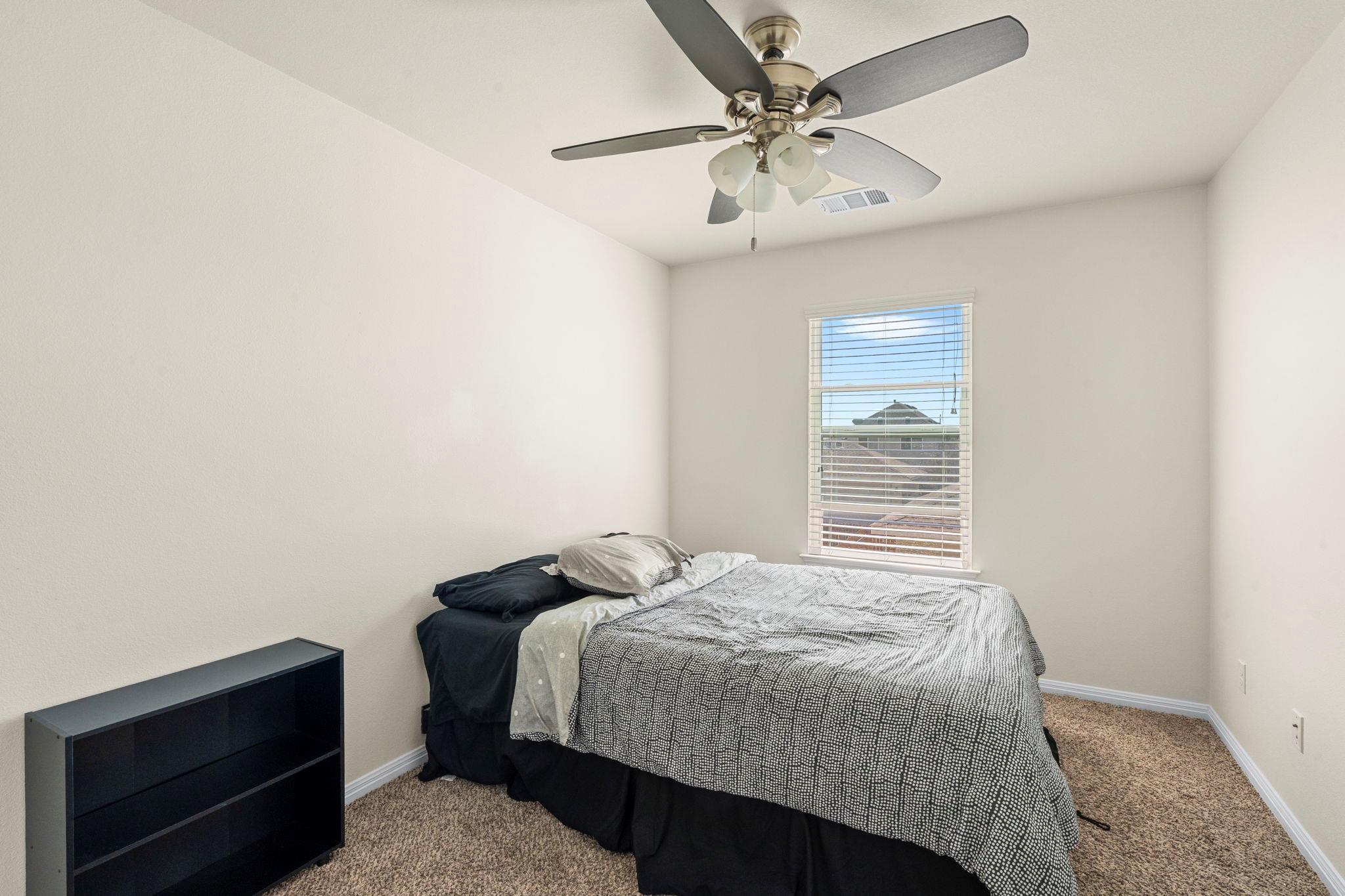 135 Wainscot Oak Way, San Marcos, TX 78666