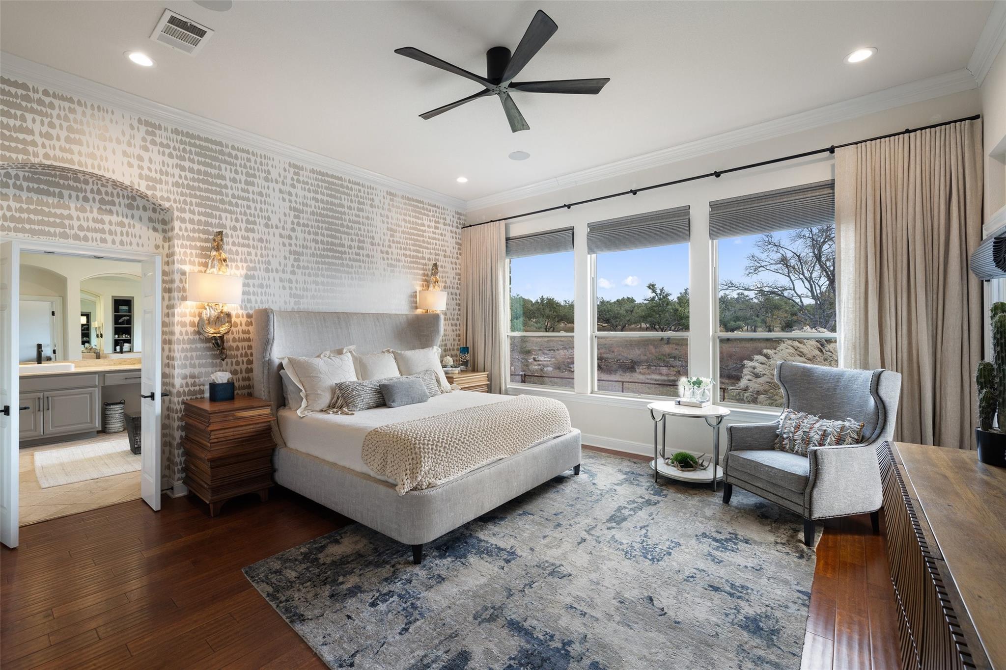 751 Prochnow Rd, Dripping Springs, TX 78620