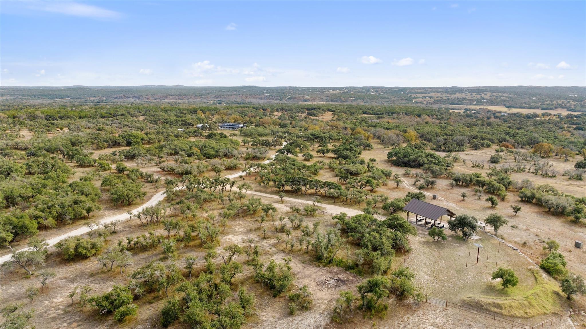 751 Prochnow Rd, Dripping Springs, TX 78620