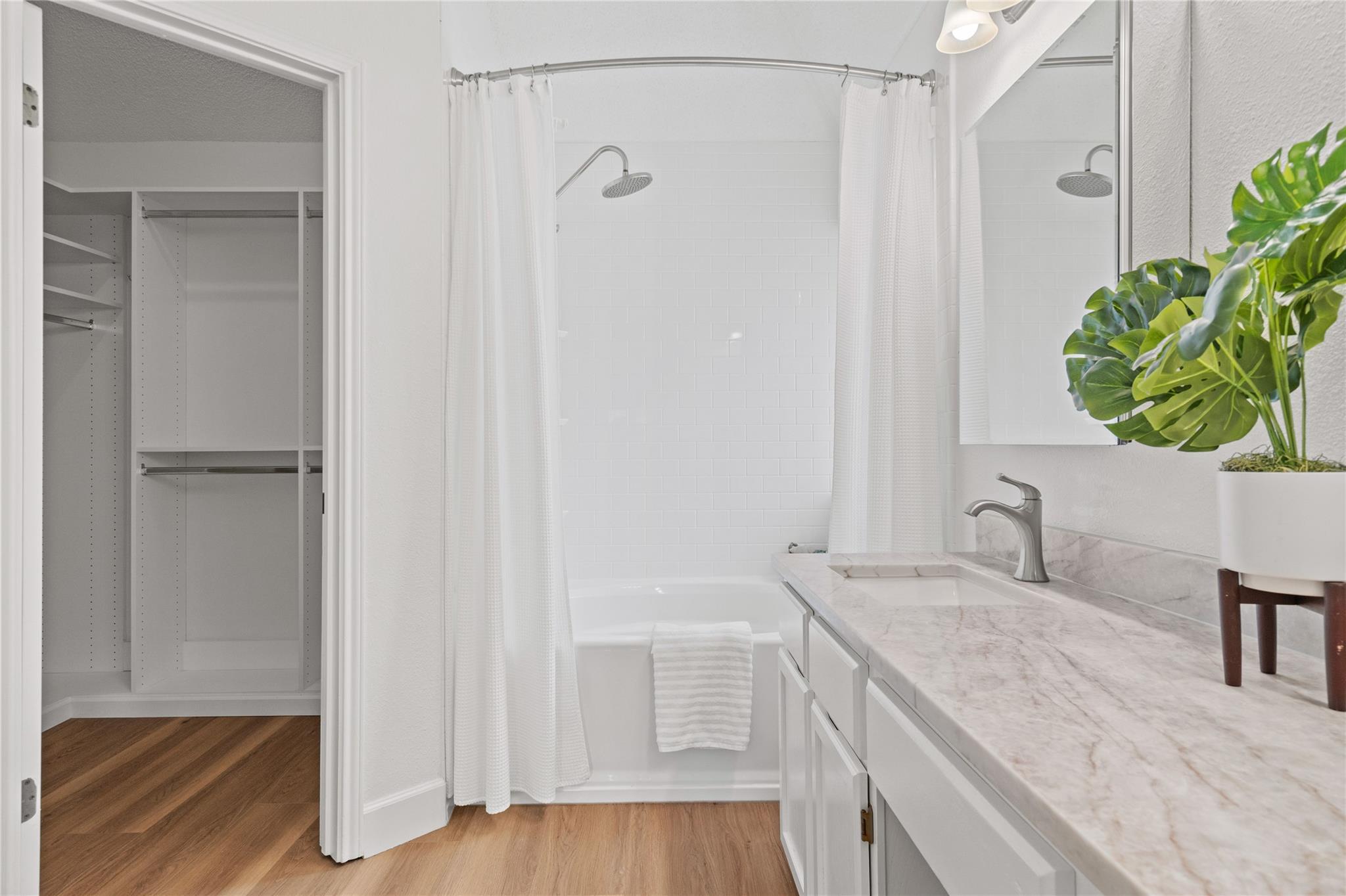 2909 Six Gun Trl, Austin, TX 78748