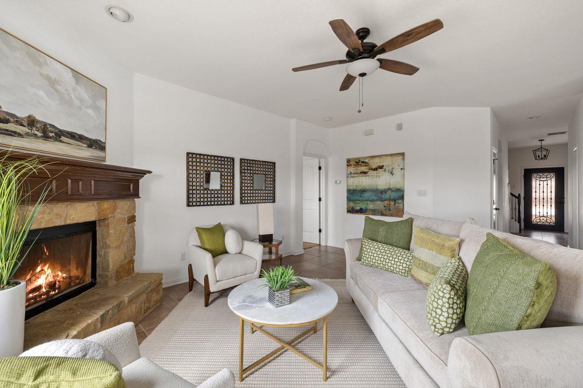 407 Stone View Trl, Austin, TX 78737