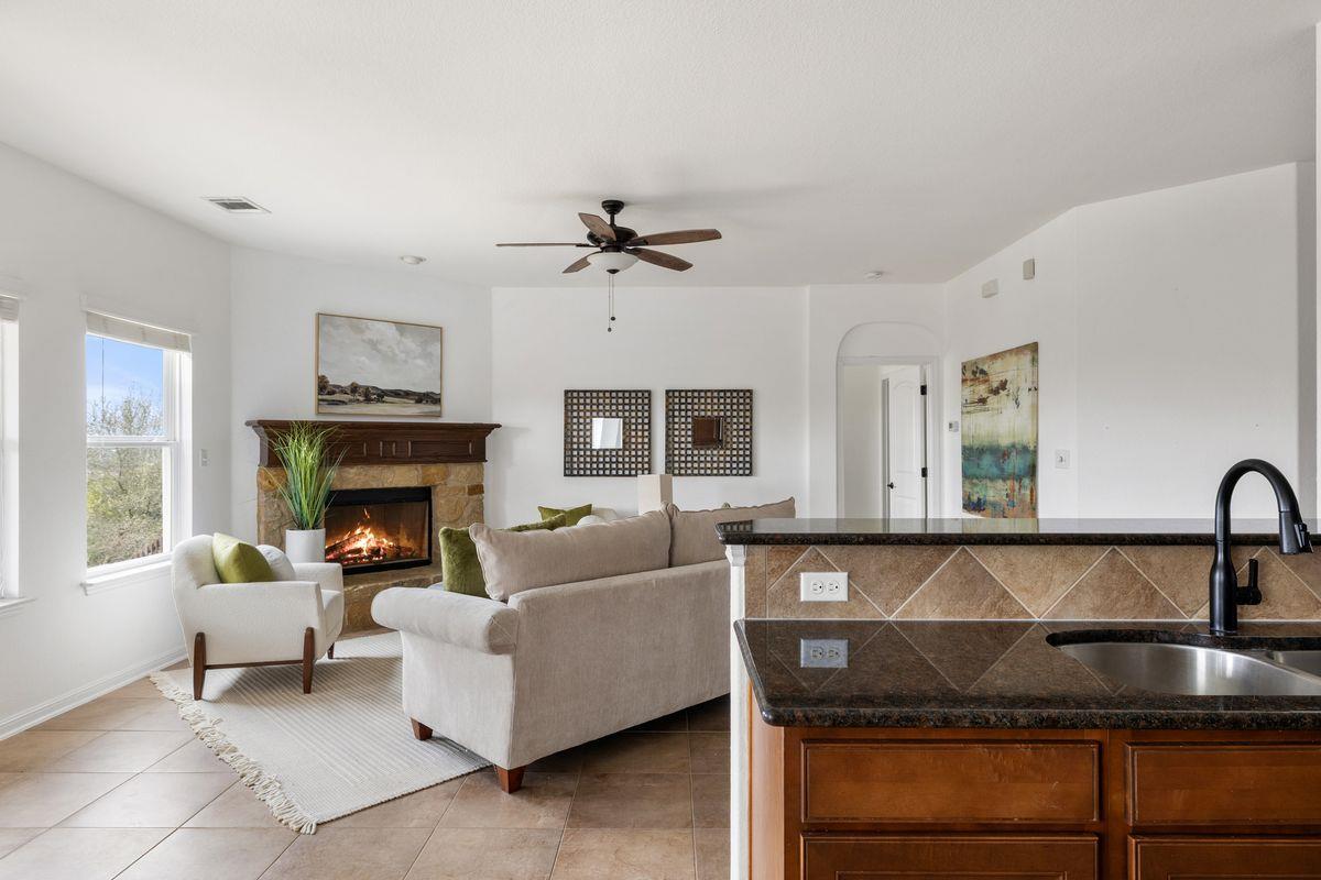 407 Stone View Trl, Austin, TX 78737