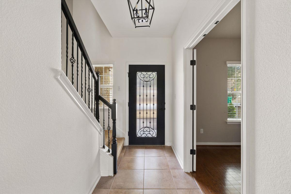 407 Stone View Trl, Austin, TX 78737