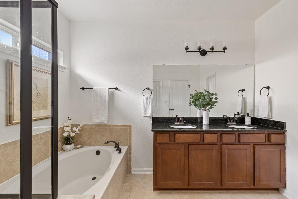 407 Stone View Trl, Austin, TX 78737