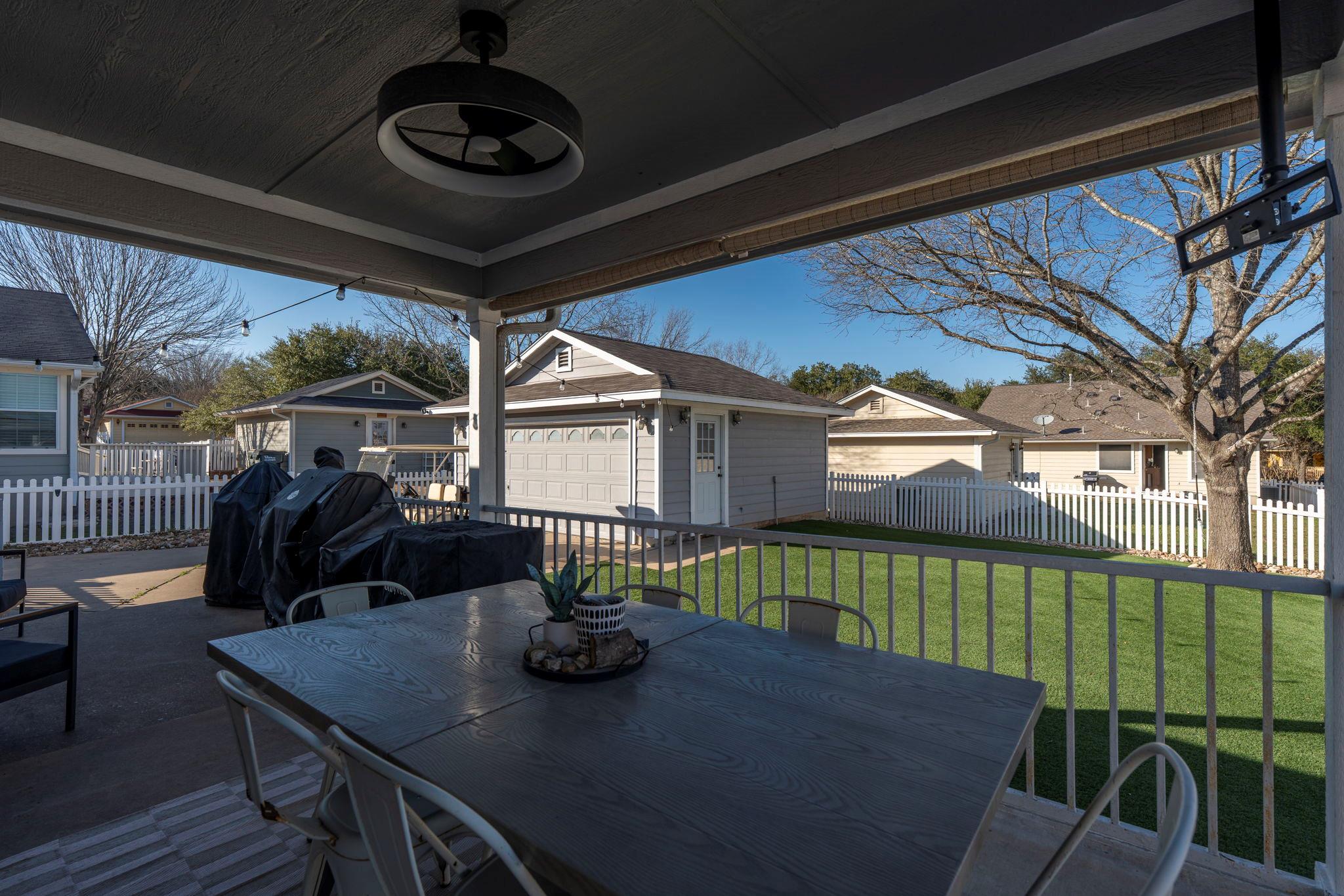 175 Wetzel, Kyle, TX 78640