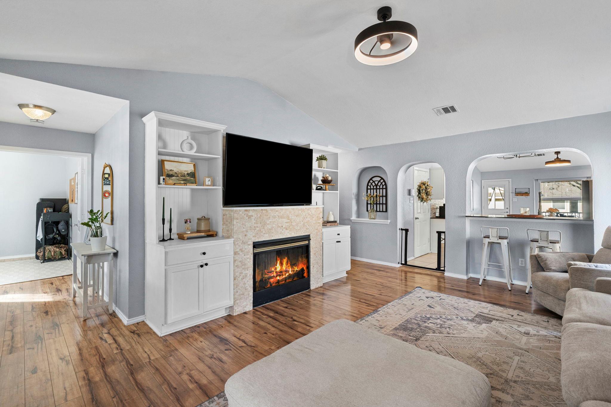 175 Wetzel, Kyle, TX 78640