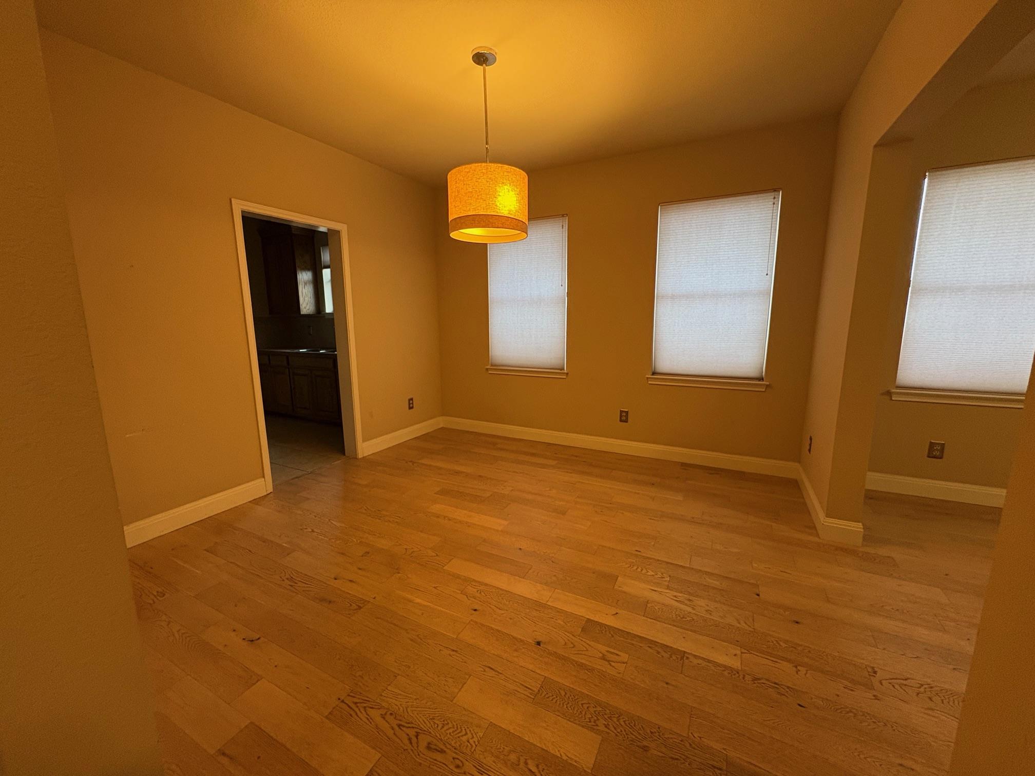 106 S Mays St # 300, Round Rock, TX 78664