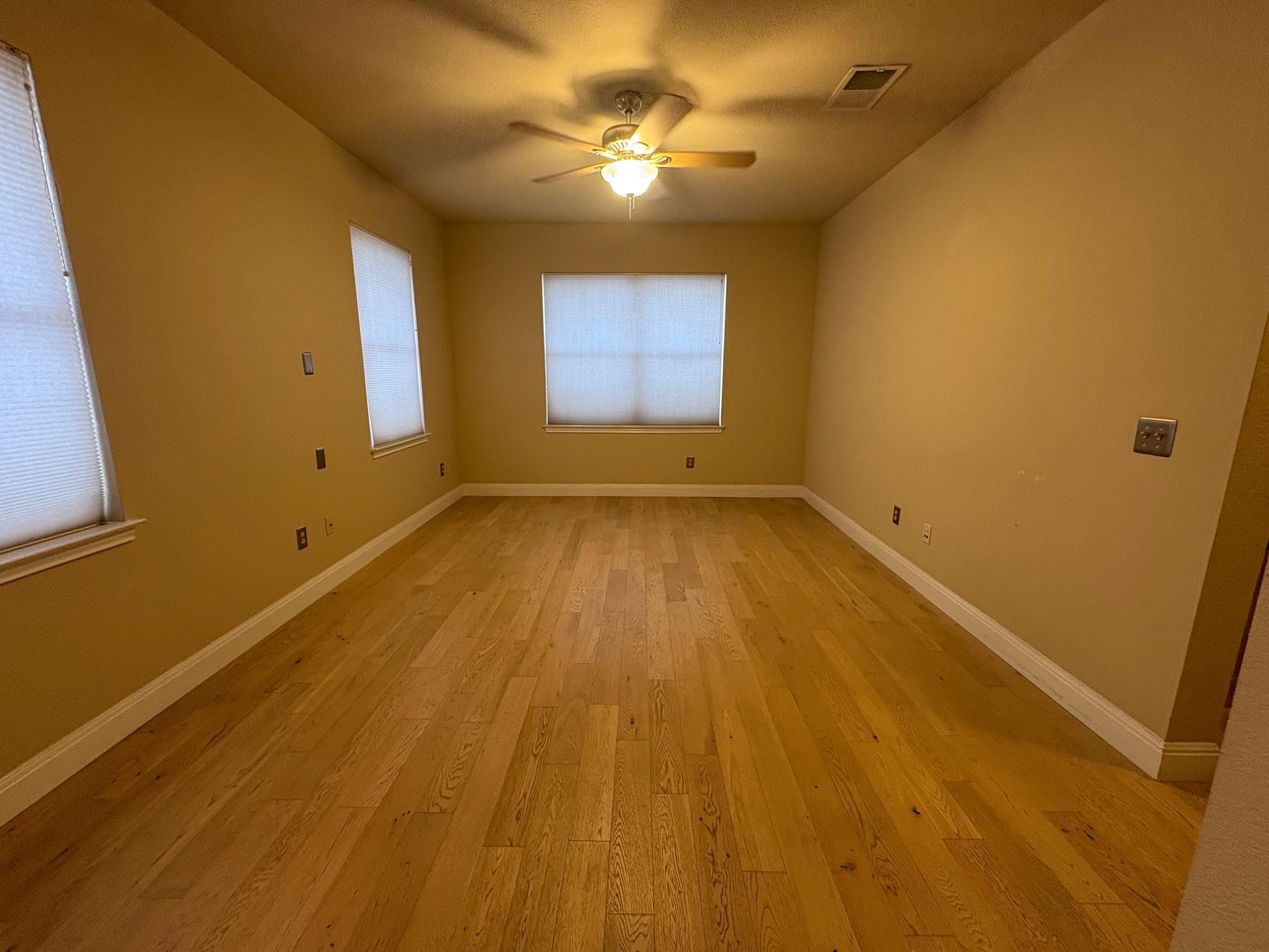 106 S Mays St # 300, Round Rock, TX 78664