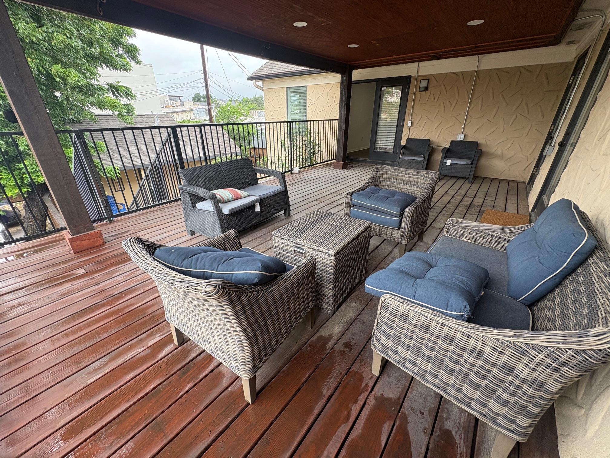 106 S Mays St # 300, Round Rock, TX 78664