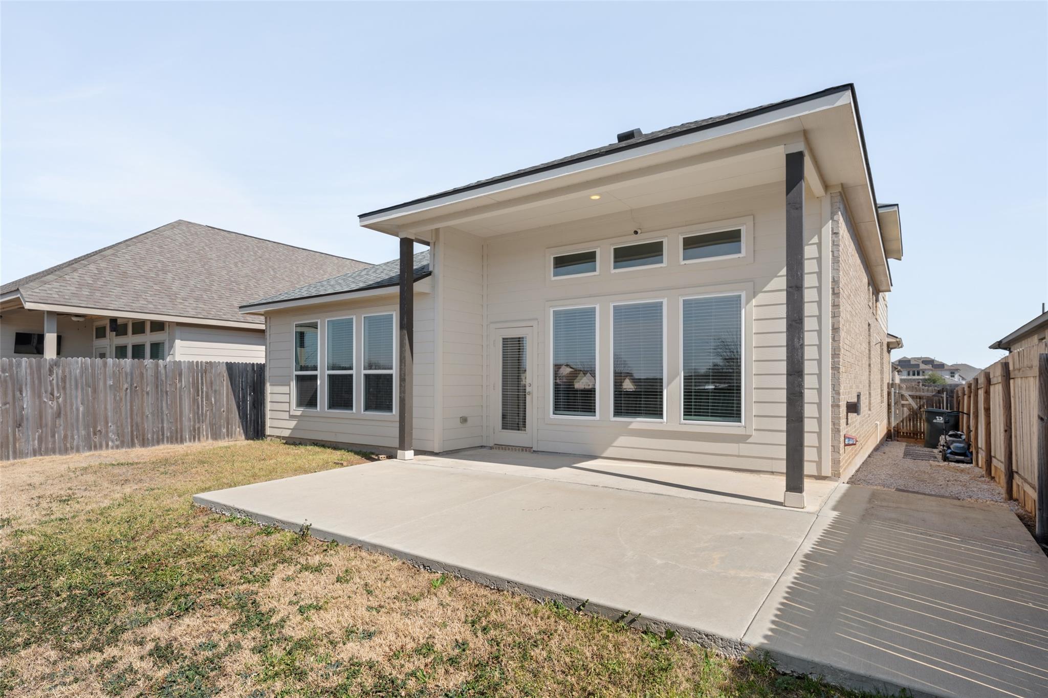 737 Blue Oak Blvd, San Marcos, TX 78666