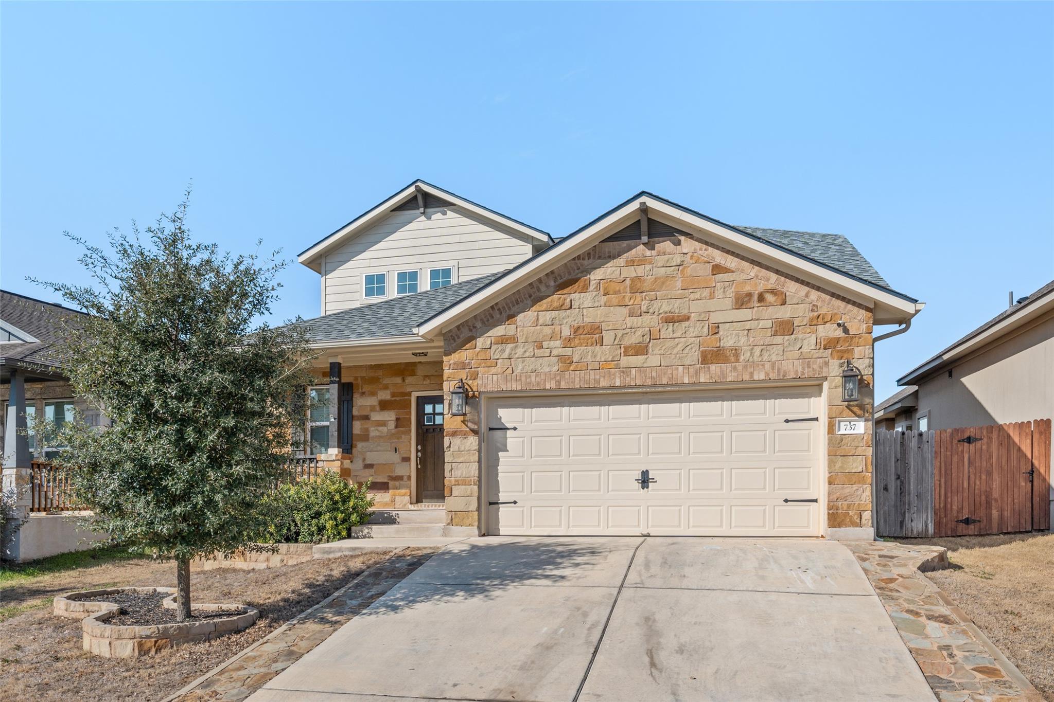 737 Blue Oak Blvd, San Marcos, TX 78666