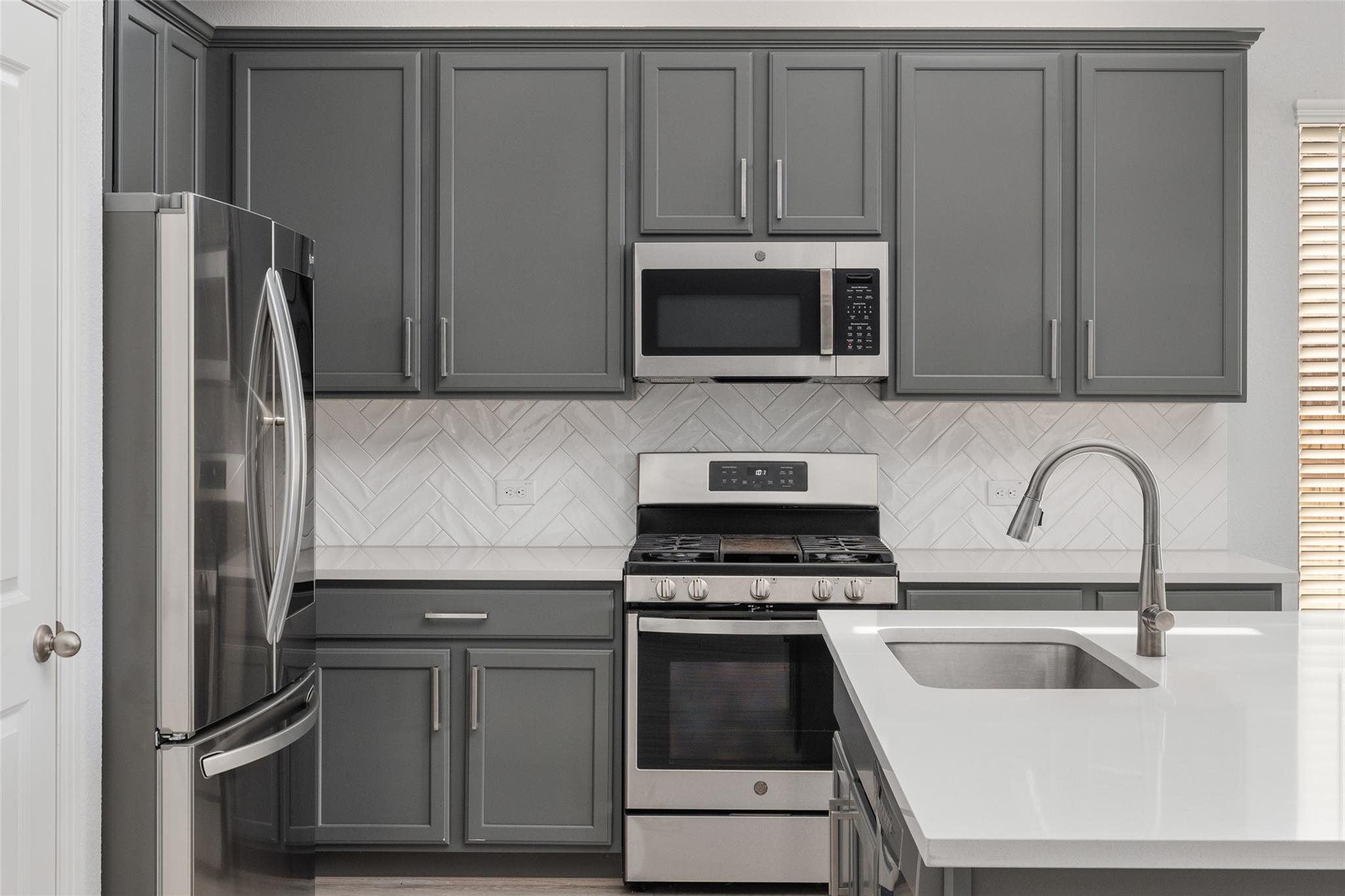 737 Blue Oak Blvd, San Marcos, TX 78666