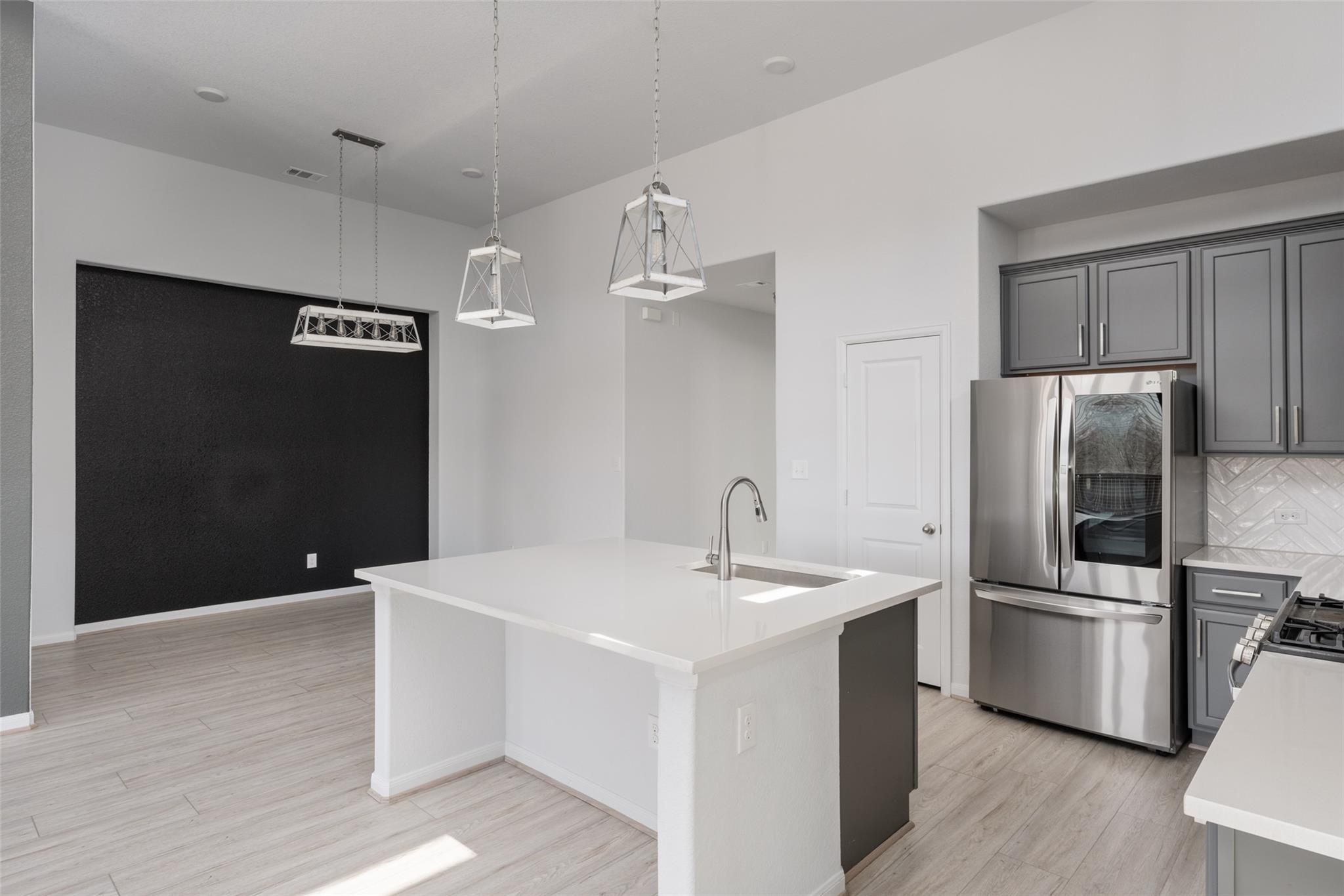 737 Blue Oak Blvd, San Marcos, TX 78666