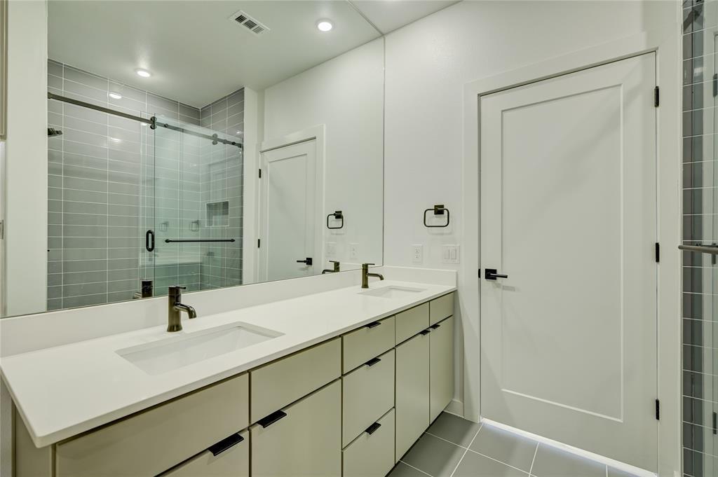 100 W Mockingbird Ln # 403, Austin, TX 78745