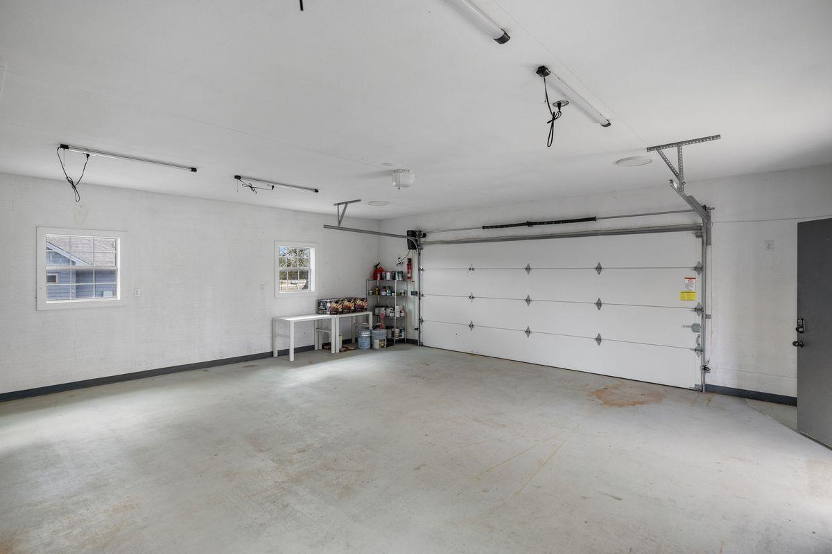 1015 Sunset Canyon Dr N, Dripping Springs, TX 78620