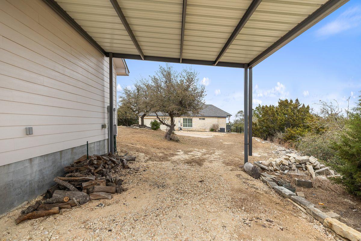 1015 Sunset Canyon Dr N, Dripping Springs, TX 78620