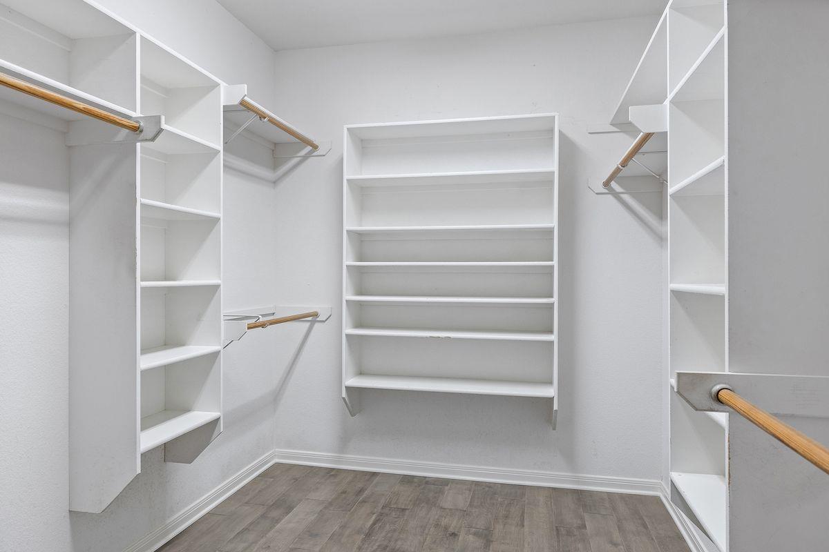 1015 Sunset Canyon Dr N, Dripping Springs, TX 78620