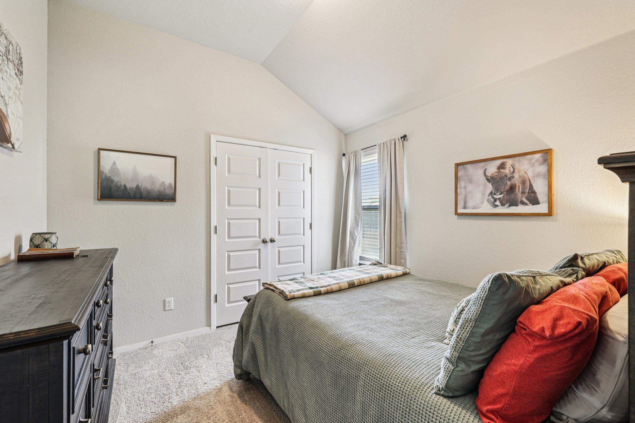 111 Insider Loop, Elgin, TX 78621