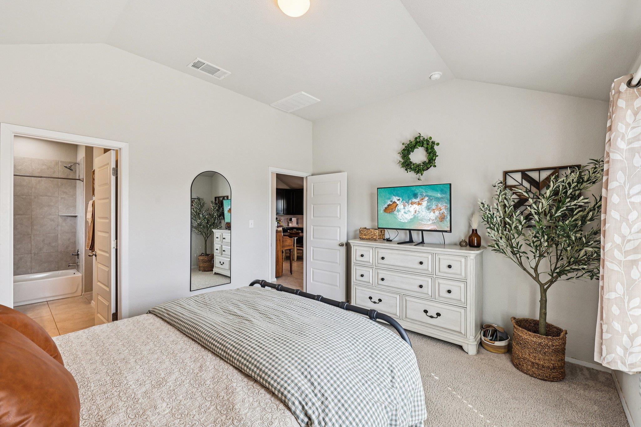 111 Insider Loop, Elgin, TX 78621