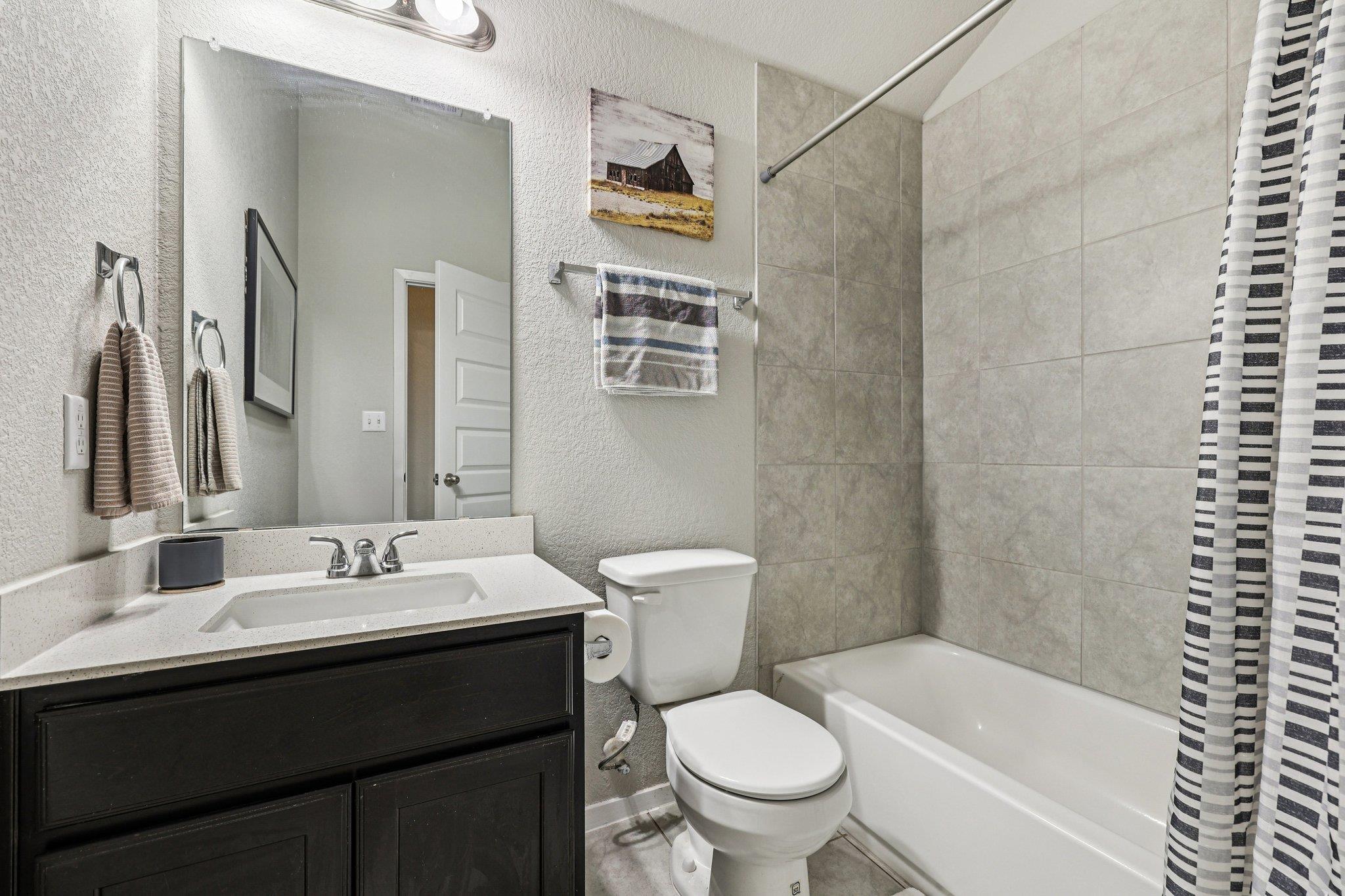 111 Insider Loop, Elgin, TX 78621