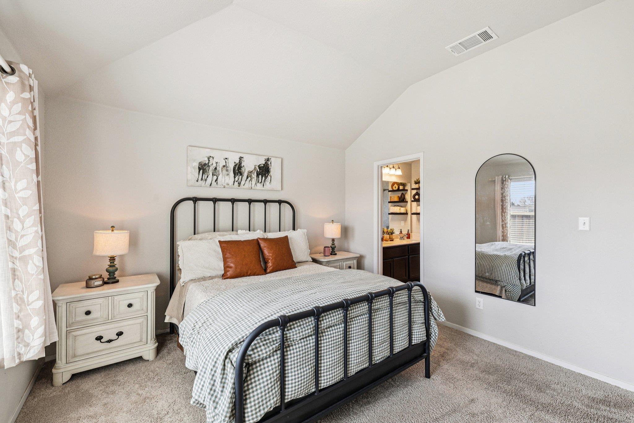 111 Insider Loop, Elgin, TX 78621