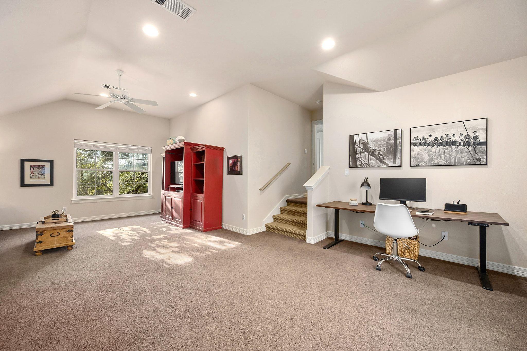 1305 Constant Springs Dr, Austin, TX 78746