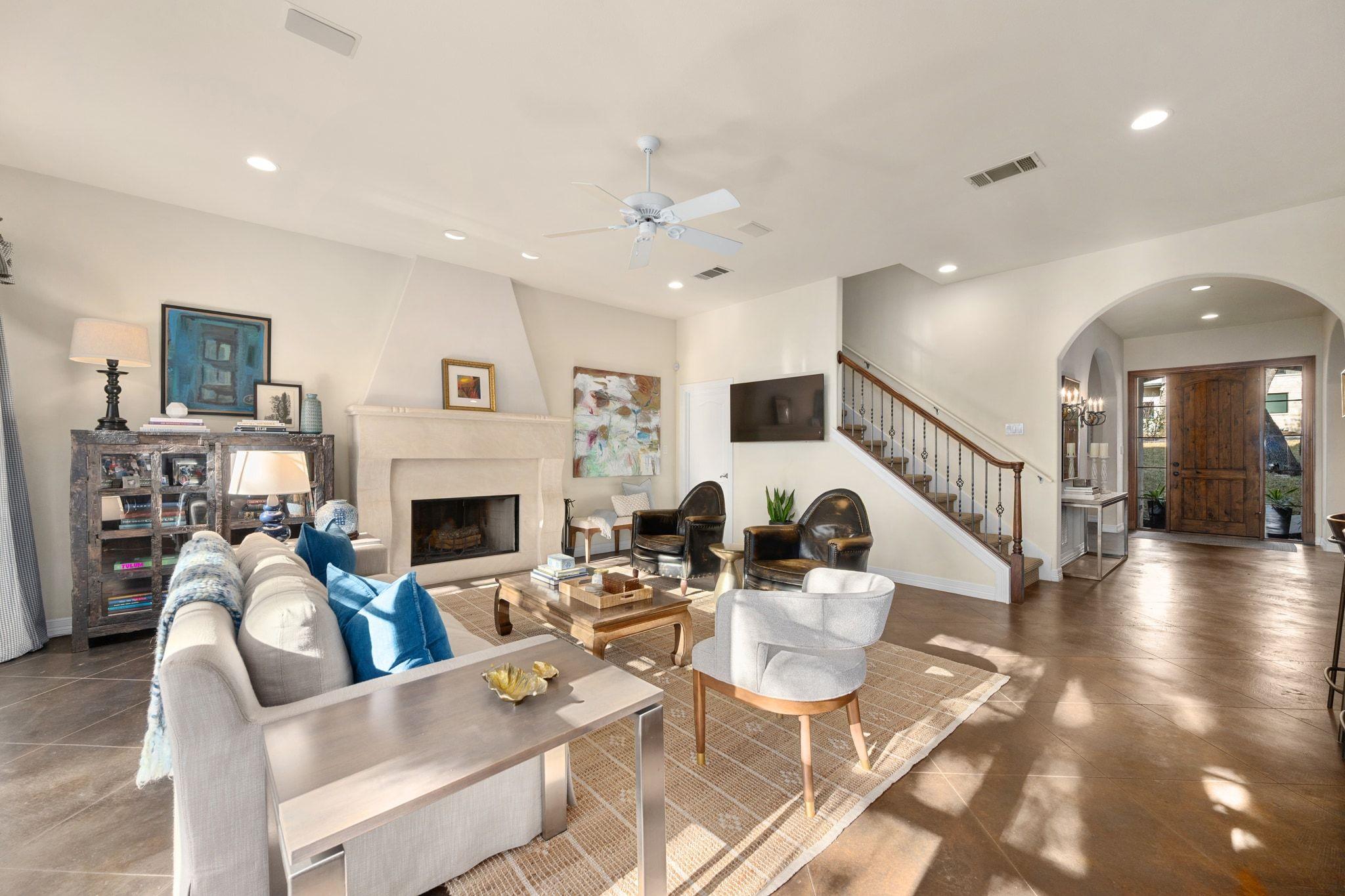 1305 Constant Springs Dr, Austin, TX 78746