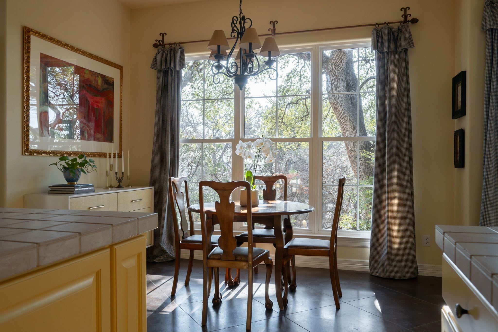 1305 Constant Springs Dr, Austin, TX 78746