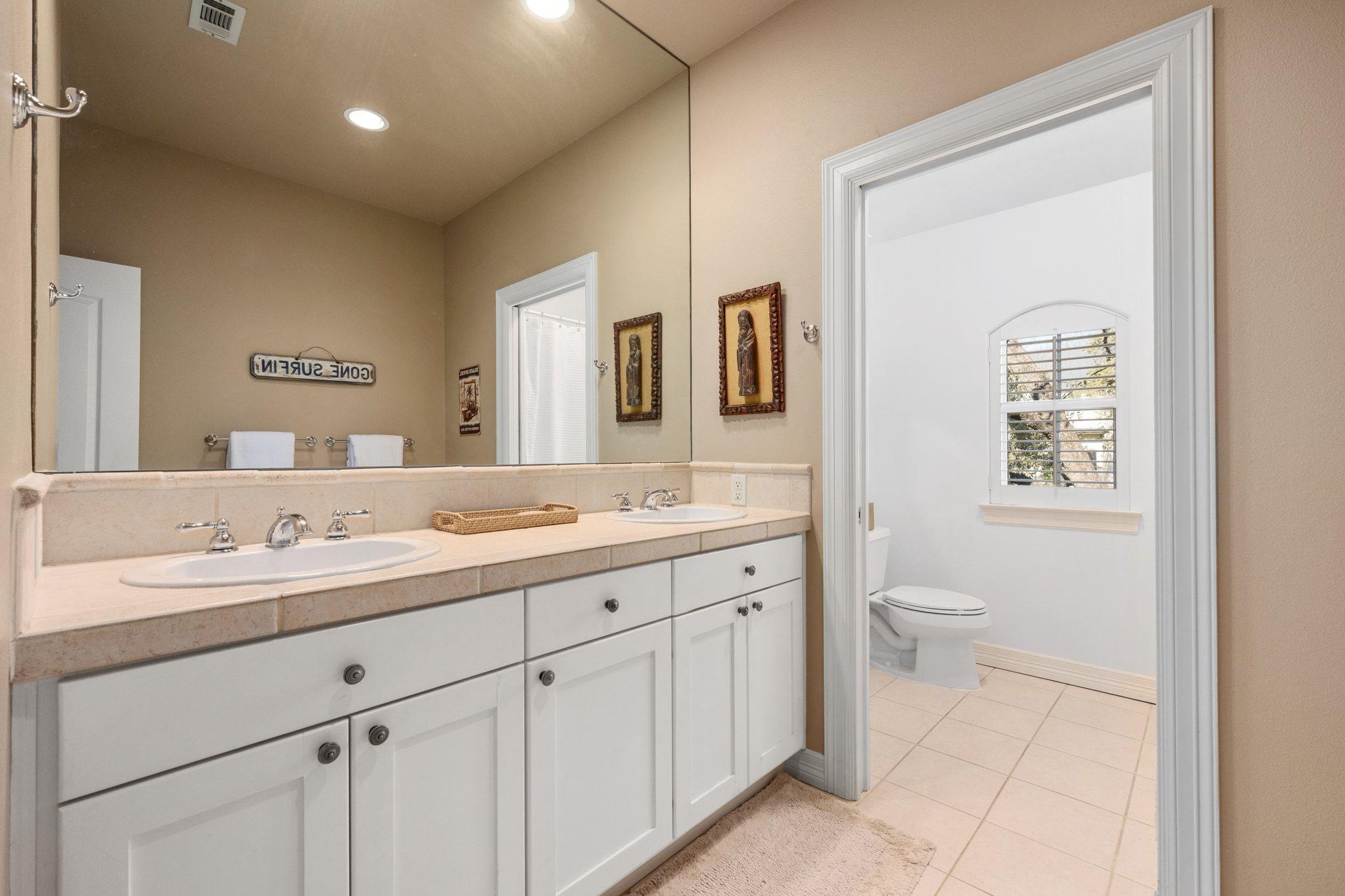 1305 Constant Springs Dr, Austin, TX 78746