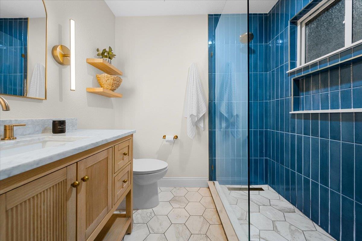 5305 Fairmont Cir, Austin, TX 78745