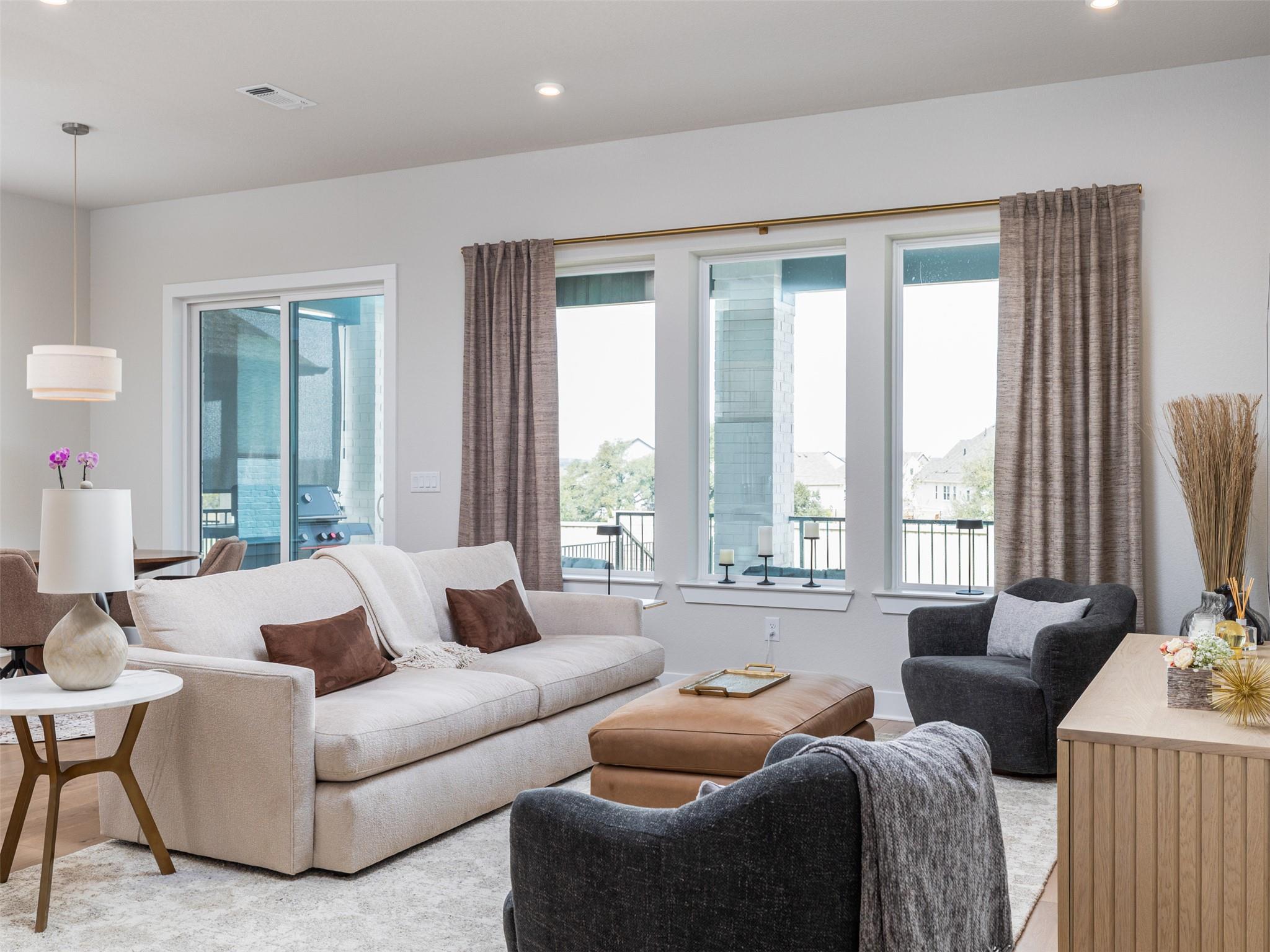 504 Castillo Bnd, Liberty Hill, TX 78628