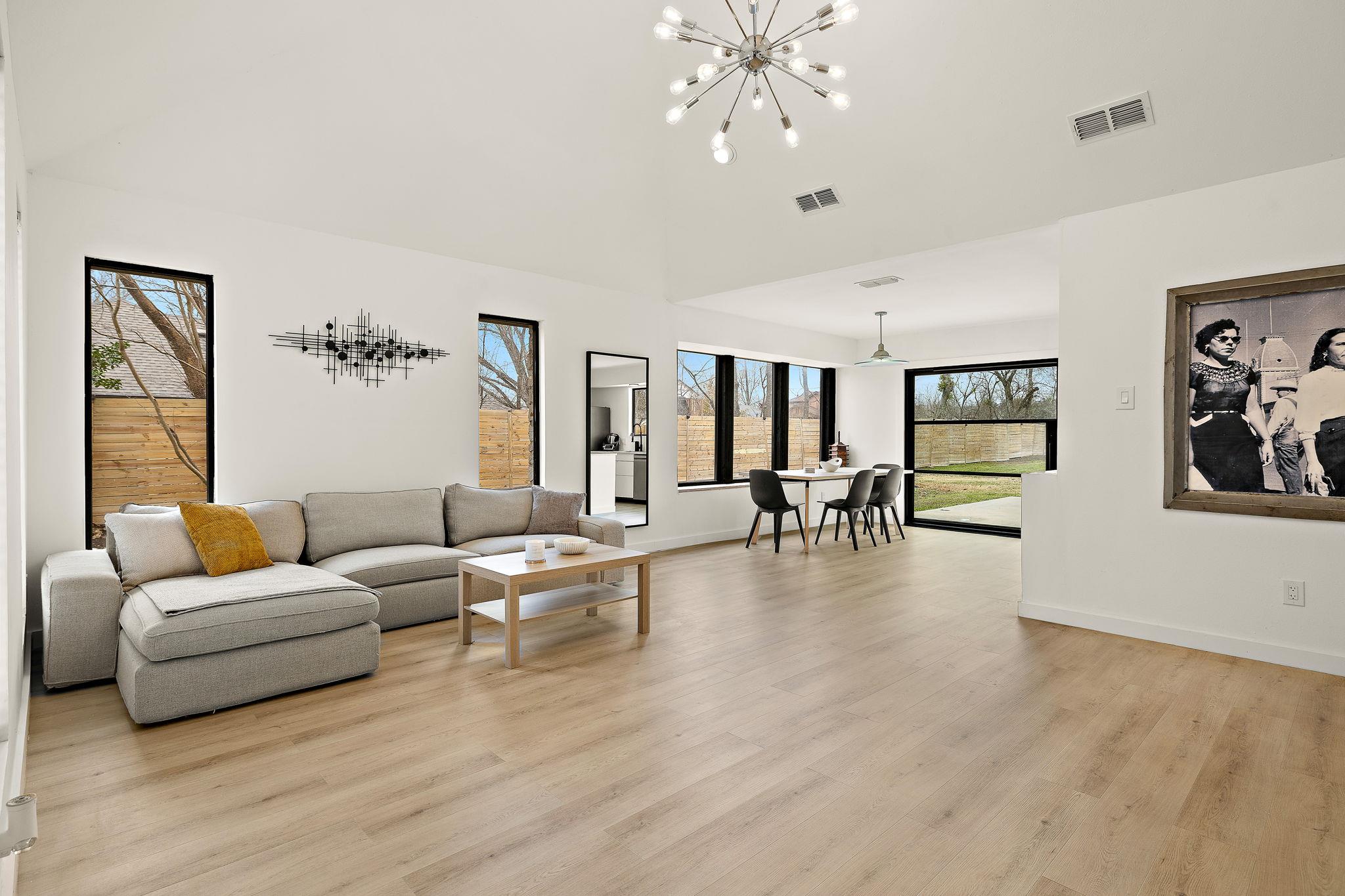 1904 Maple Vista Dr, Pflugerville, TX 78660