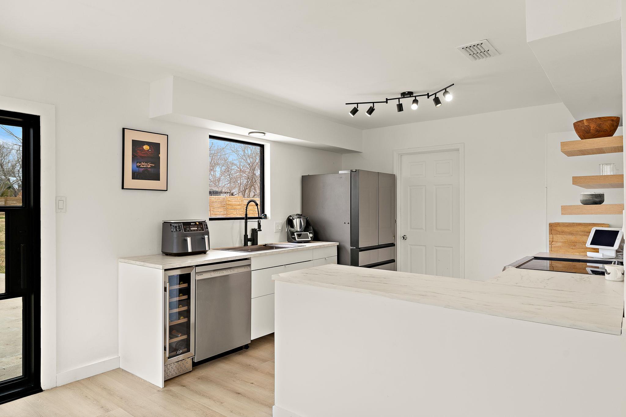 1904 Maple Vista Dr, Pflugerville, TX 78660