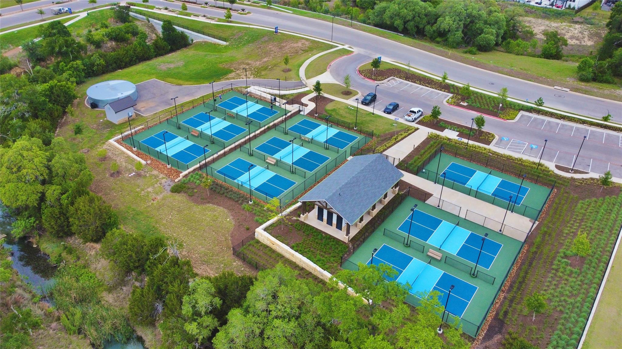 401 Trabuco Bnd, Liberty Hill, TX 78642