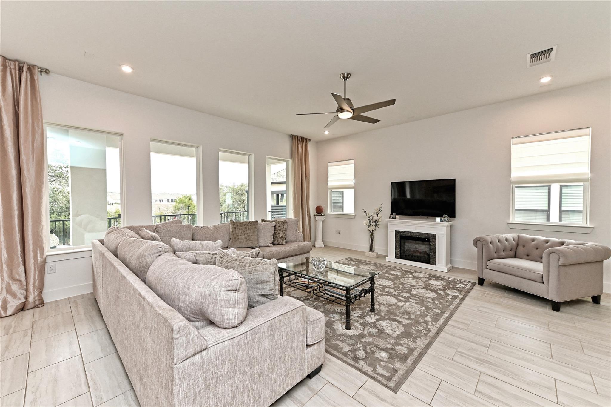 401 Trabuco Bnd, Liberty Hill, TX 78642