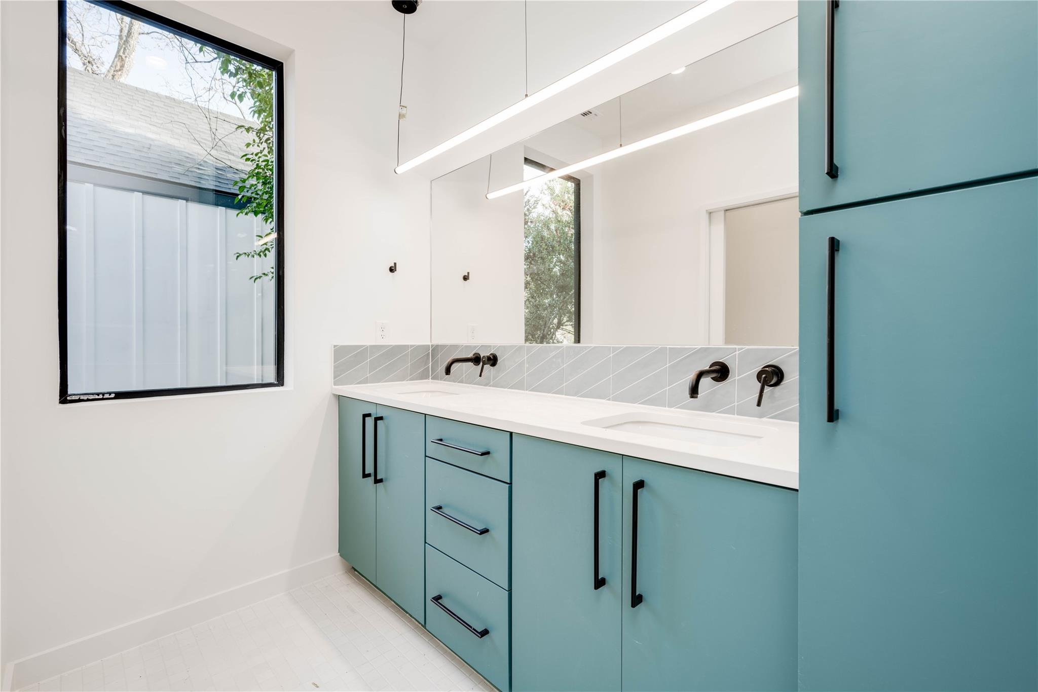 1103 Cherico St # 3A, Austin, TX 78702